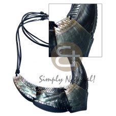 Blacklip grooved choker 22mmx48mm 50mmx32mm