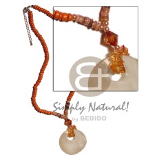 40mm round hammershell pendant 40mm round hammershell pendant