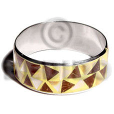 Laminated inlaid crazy cut coco