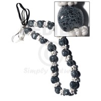 18 pcs. of kukui nuts