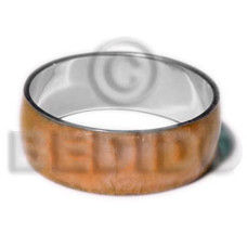 Laminated orange capiz in