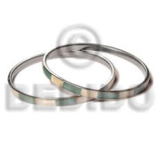 Laminated hammershell green natural white alternate