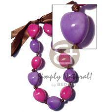 Kukui nut choker in