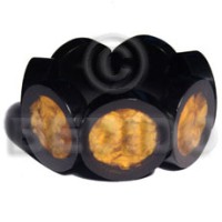 Elastic round mashed capiz shells