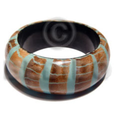 Laminated wooden bangle dried