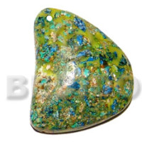 Freeform crushed limestones in
