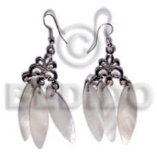 Dangling 30mmx10mm kabibe shells in
