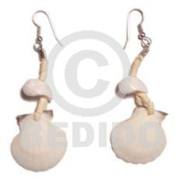 Dangling white piktin moonshell