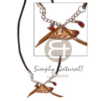 Sliced tiger vertagus in leather