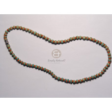 4 rows black white glass beads