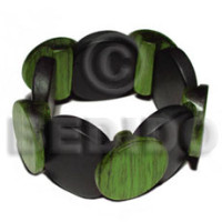 Elastic overlapping round wood